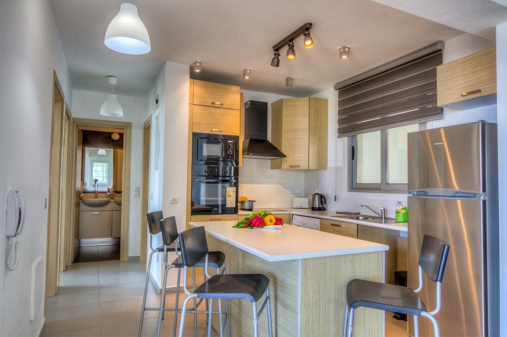 Beachfront Trident Protaras Dış mekan fotoğraf