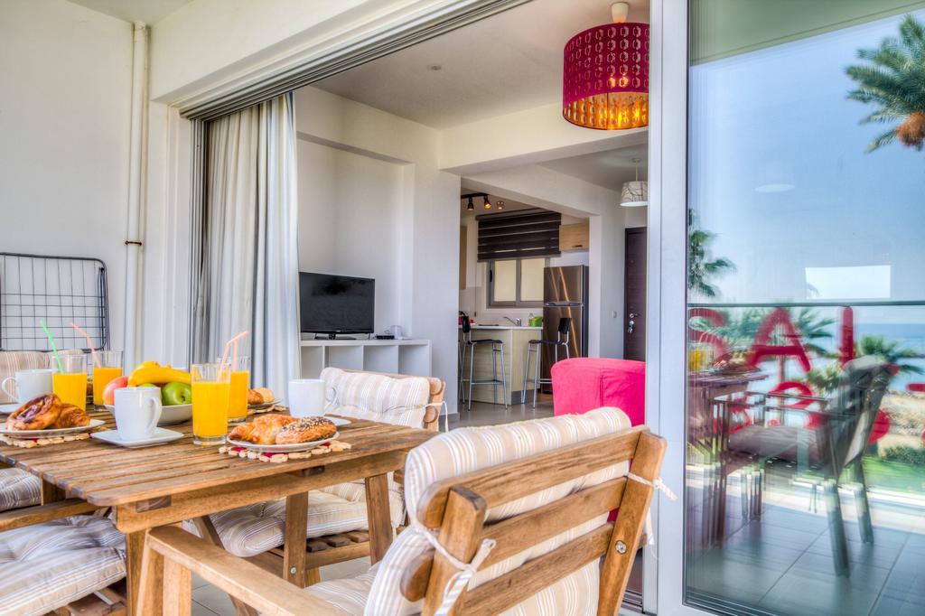Beachfront Trident Protaras Dış mekan fotoğraf