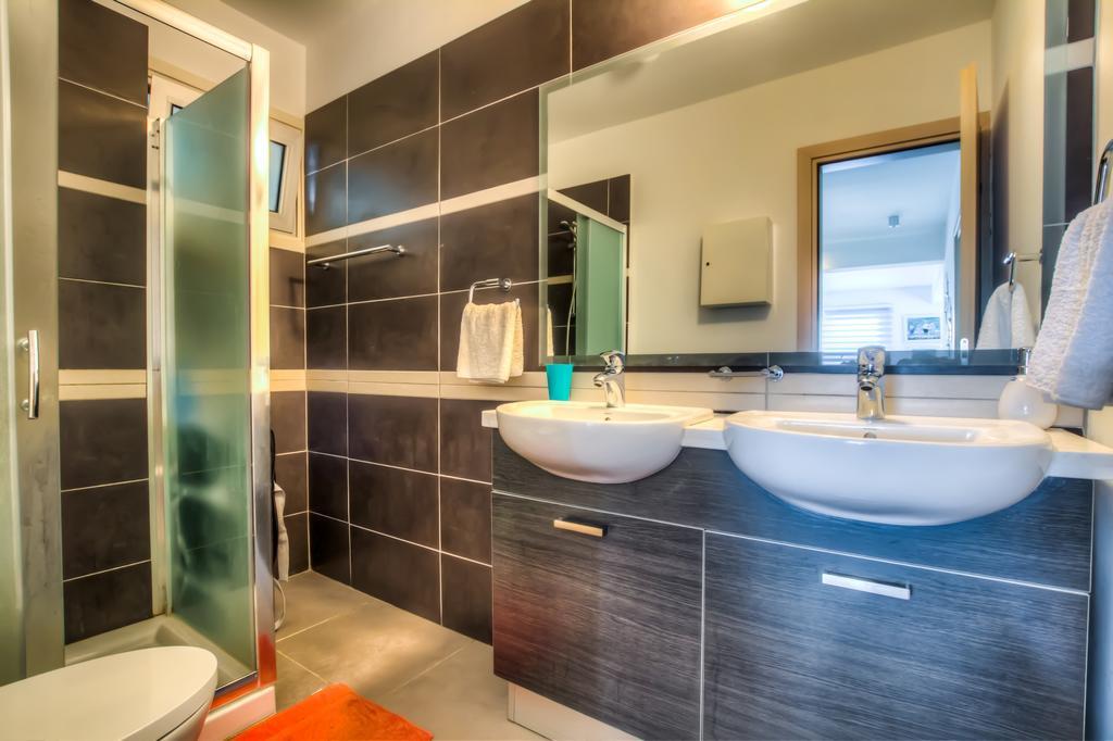 Beachfront Trident Protaras Dış mekan fotoğraf