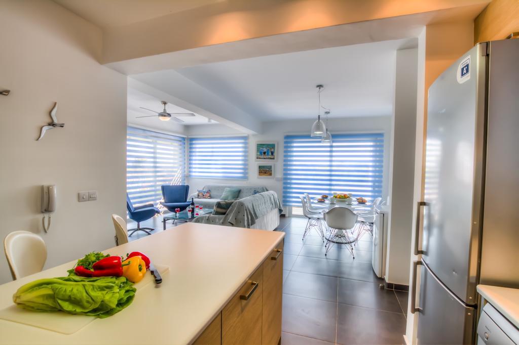 Beachfront Trident Protaras Dış mekan fotoğraf