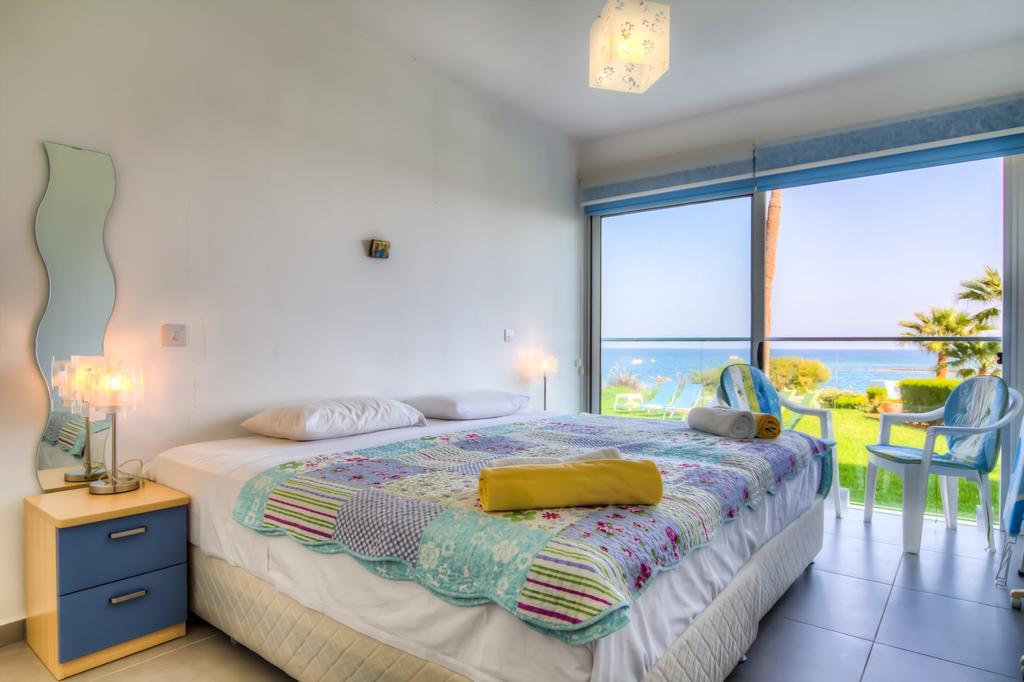 Beachfront Trident Protaras Dış mekan fotoğraf
