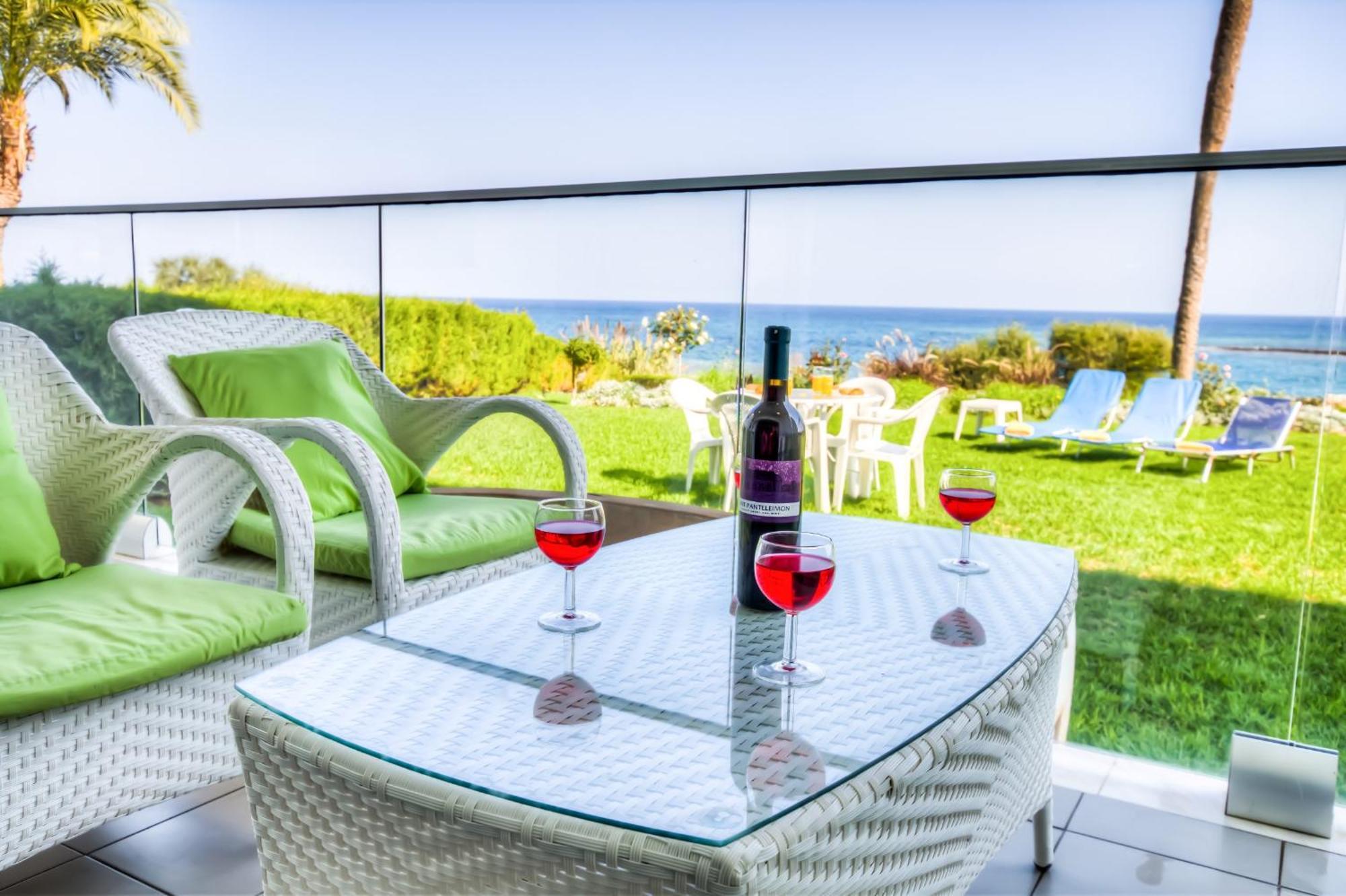 Beachfront Trident Protaras Dış mekan fotoğraf