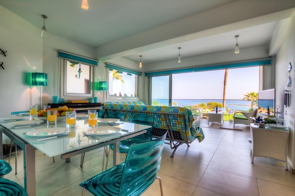 Beachfront Trident Protaras Dış mekan fotoğraf